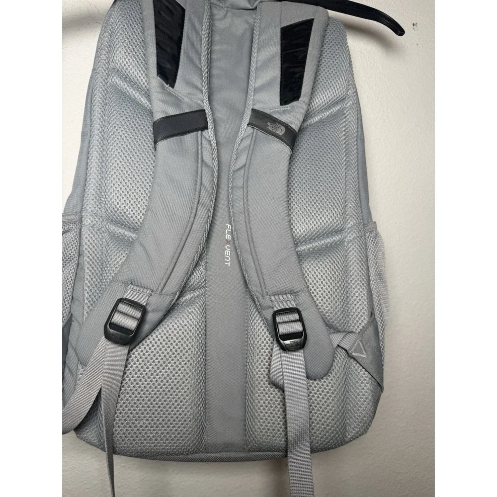 The North Face Connector Flex Vent Gray  Backpack‎ Hiking School Commute Travel